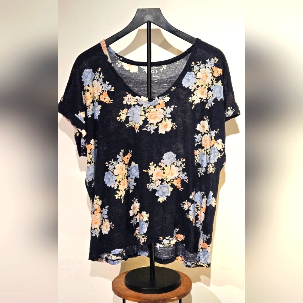 LOFT Navy Floral Short Sleeve Tee